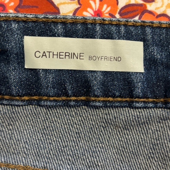 Kut Catherine Boyfriend Jean - size 4 - Picture 9 of 9